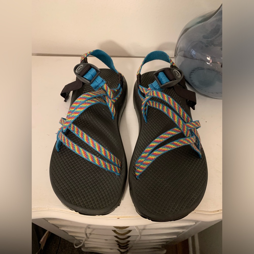Chacos size 9